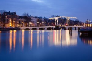 1-Hour Amsterdam Evening Canal Cruise - Audio Guide That Works Best When You Arrive Ready