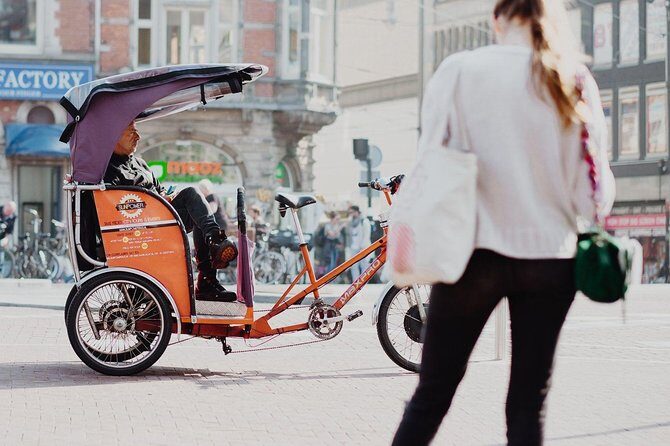 2 hours Amsterdam City Tour in Pedicab - Vondelpark: City Calm, Canal-Comedy Contrast
