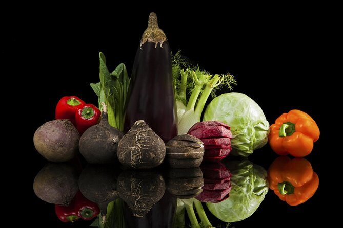 3-course Dinner in the Dark Amsterdam - Food expectations: cosmopolitan international courses, but still a food-risk