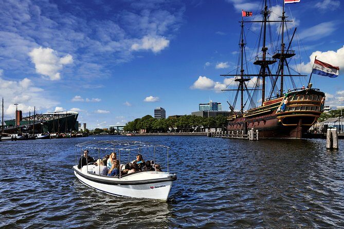 Amsterdam 2-hour Private Canal Cruise with Live Guide and Drinks - Price and what makes it feel like value