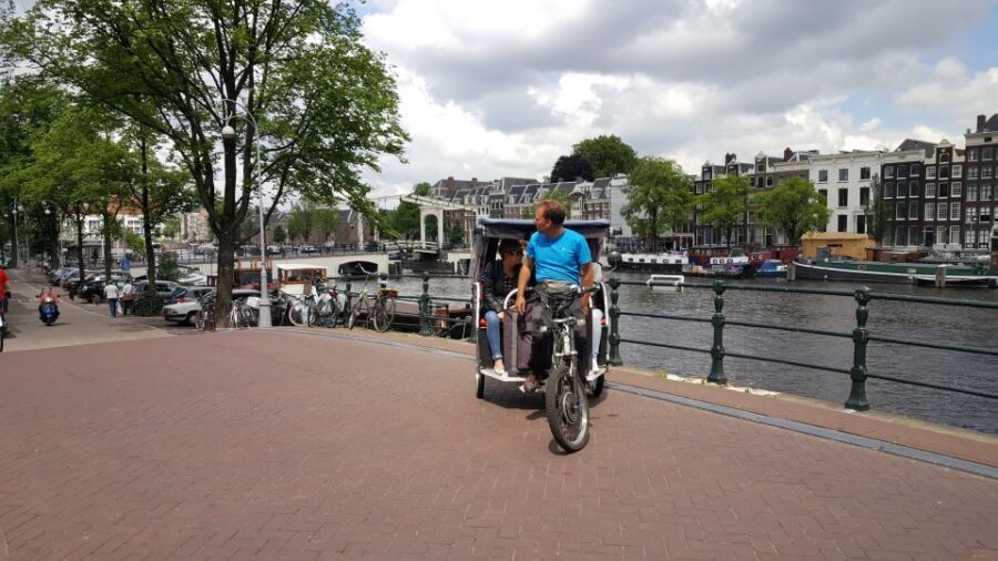 Amsterdam: 2-Hour Sightseeing Tour by Rickshaw - Who This Tour Suits Best