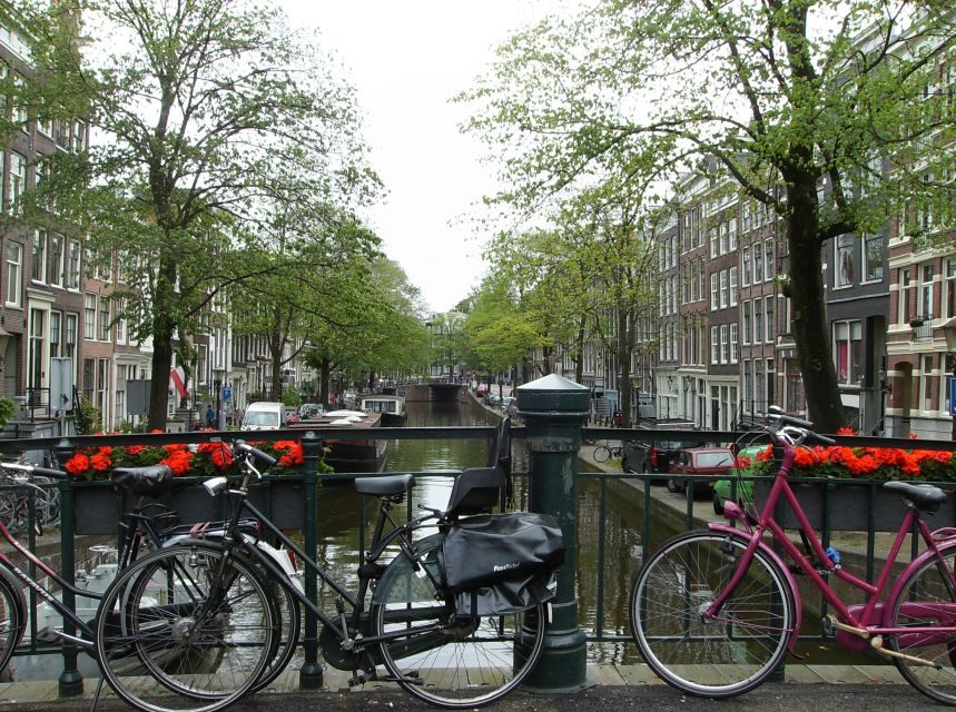 Amsterdam: 2-Hour Sightseeing Tour by Rickshaw - Price and Value Check: What $259 Gets You for Two