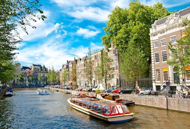 Amsterdam: 60-Minute Guided Private Canal Cruise with Drinks - The best parts, fast
