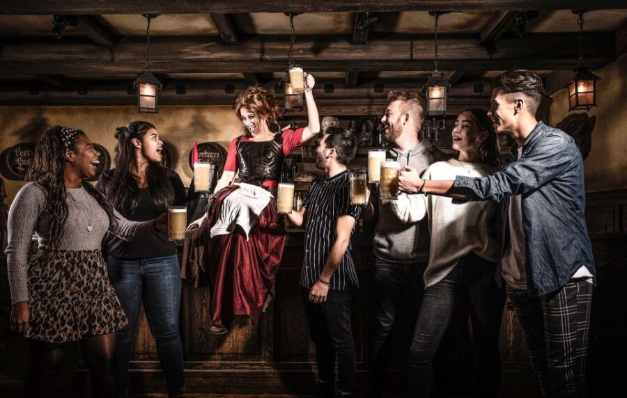 Amsterdam: Amsterdam Dungeon Entrance Ticket - The 500 years of dark Amsterdam scenes you’ll encounter