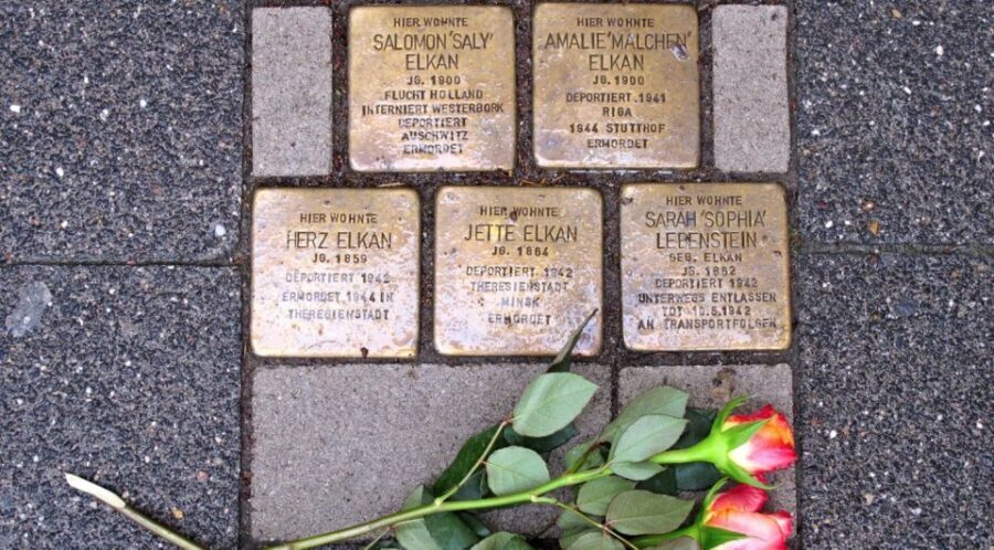 Amsterdam: Anna Frank and World War II History Walking Tour - Anne Frank House Entrance: What You See, What You Don’t Pay For