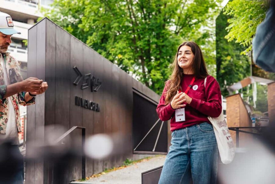 Amsterdam: Anne Frank Walking Tour - Guided in EN/DE/IT/ES - Walking Through the Jodenbuurt and WWII Footsteps