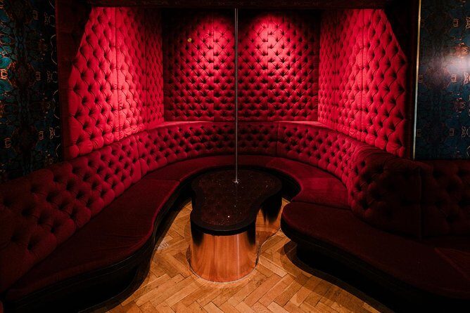 Amsterdam: Behind the Scenes Strip Club Tour with Ex-Sex Worker - Accessibility and Comfort Notes Before You Commit