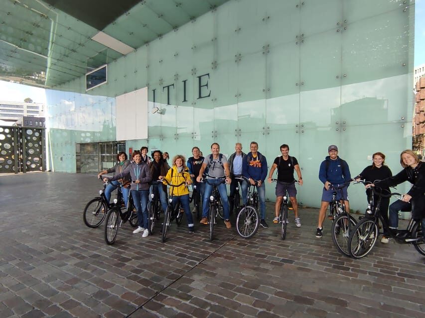 Amsterdam bike tour with a French-speaking guide local! - Anne Frank House area and the canal belt: understanding the human scale