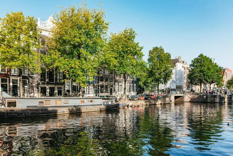 Amsterdam: Bike Tour with Optional Cruise in Small-Group - Windmill de Gooyer and Magere Brug for that real Amsterdam look
