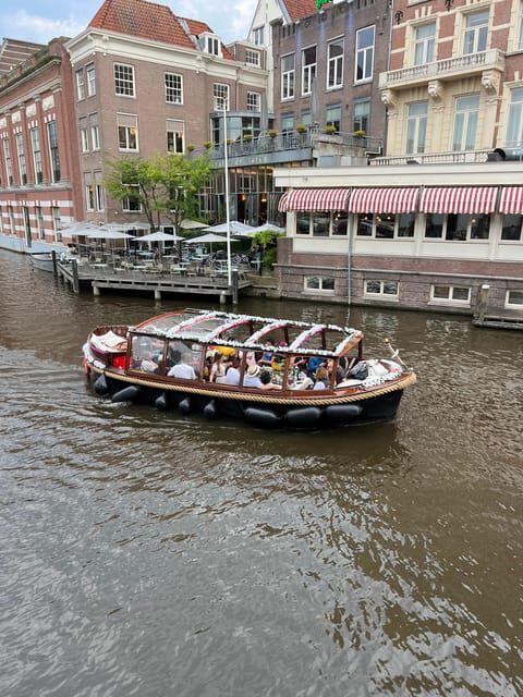 Amsterdam: Boat Tour with Optional Unlimited Drinks - Sea Palace and the Amstel corridor: where night turns stylish
