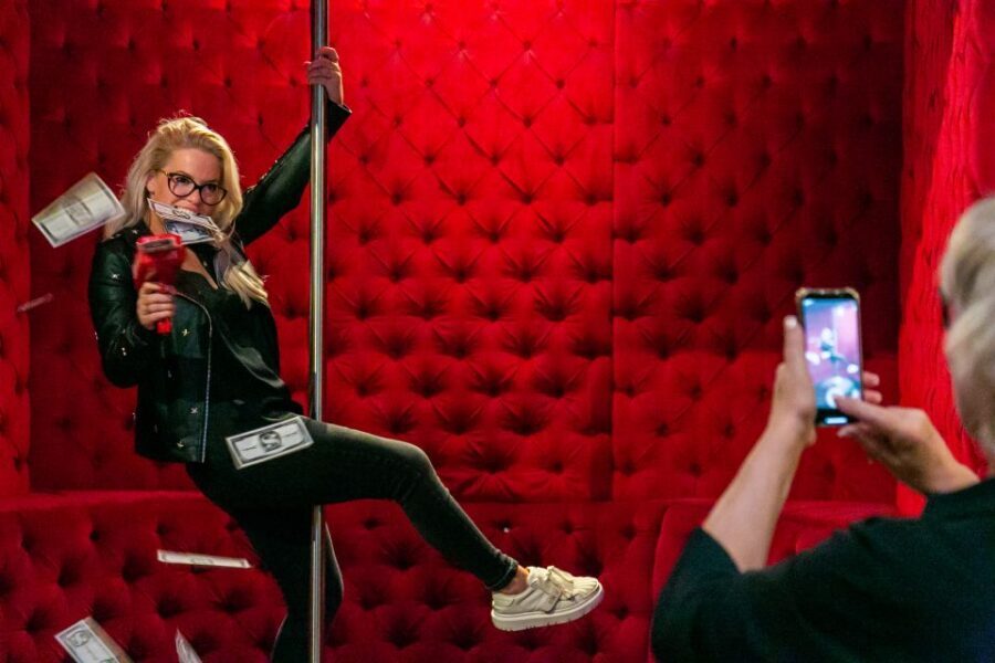 Amsterdam: Brothel Tour with Former Sex Worker - Dancing at the Strip Poles: What’s Allowed and How to Enjoy It Comfortably