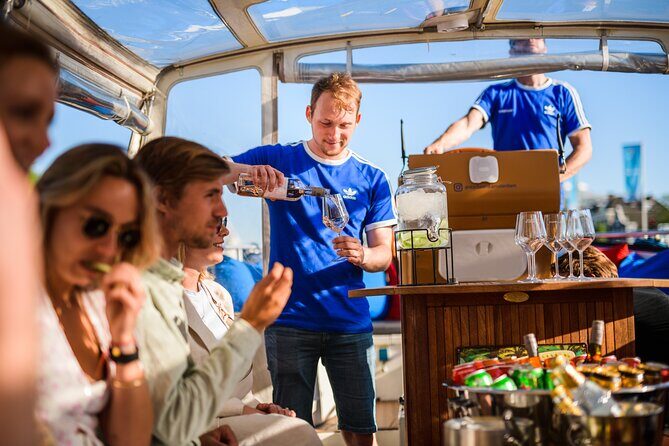 Amsterdam: Canal Booze Cruise with Unlimited Drinks Option - Hosts and vibe: where the experience can be loud, funny, or quiet