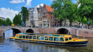Amsterdam: Canal Cruise from Anne Frank Museum - Where You Board: Smidtje Canal Café and Two Launch Options