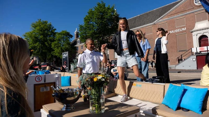 Amsterdam: Canal Cruise in Open Boat with Drink Option - Getting On at Central Station or the Anne Frank House side