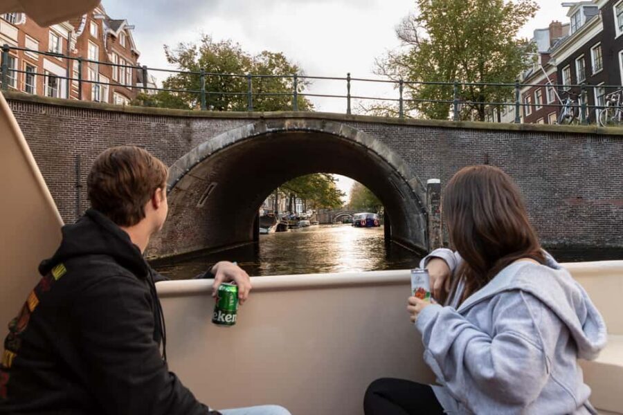 Amsterdam: Canal Cruise with Live Commentary & Audio Guide - Should you book this Amsterdam electric canal cruise?