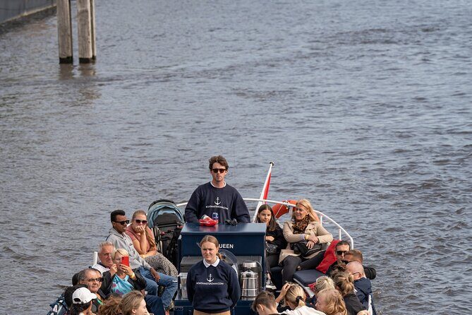 Amsterdam Canal Cruise with Live guide & Two drinks - Central St. - Price, Drinks, and What You Get for $32.67