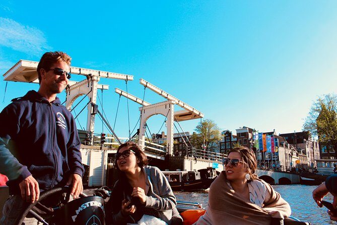 Amsterdam Canal Tour by Open Boat – 90 min Small Group Experience - Meeting point and what the day-of experience is like