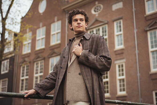 Amsterdam Canal, Tulip, Windmill Photoshoot | Custom Request - Timing, Meeting Point, and How to Not Waste Your 15 or 30 Minutes