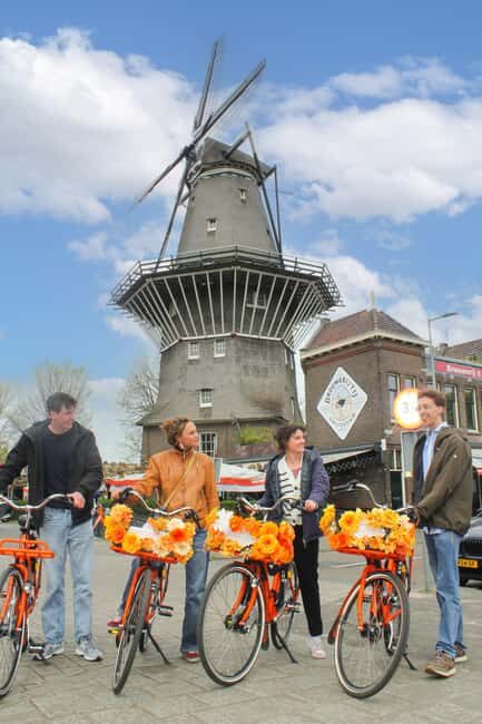 Amsterdam: Cheese, Windmill & Countryside Bike Tour - Cycling the Historic Dike of Nieuwendammerdijk