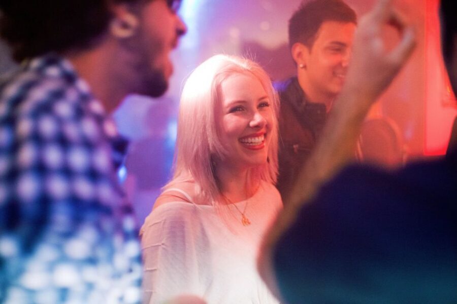 Amsterdam: City Center Bar Crawl and Nightlife Experience - Key points to know before you go