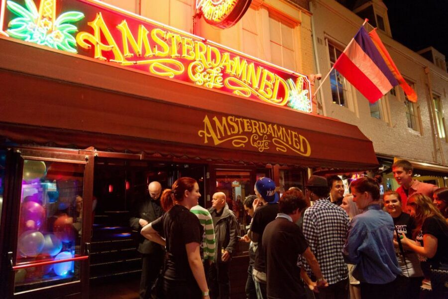 Amsterdam: City Center Bar Crawl and Nightlife Experience - Hosts, Energy, and Participation: What the Guide Really Does