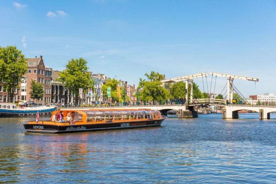 Amsterdam: City Centre Canal Cruise - Key things to know before you go