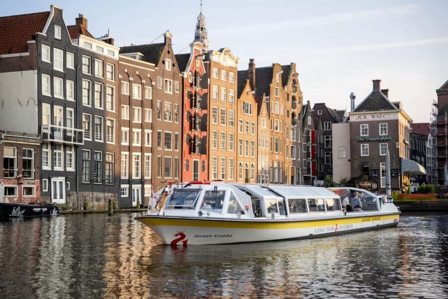 Amsterdam: City Centre Canal Cruise & Free Flower Cocktail - Picking your start: Damrak for 60 minutes or Rijksmuseum for 75