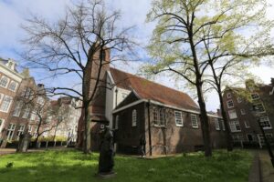 Amsterdam: Classical Music Concert at the Begijnhof - The 1-Hour Plan: What Happens Before Music Starts