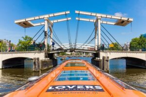 Amsterdam Combo: Madame Tussauds and Canal Cruise - The canal cruise: one hour of Amsterdam you can actually use