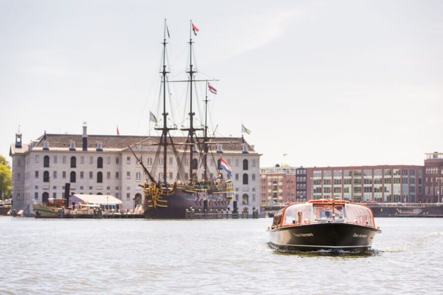 Amsterdam Combo: Madame Tussauds and Canal Cruise - Choosing the best departure point for your day