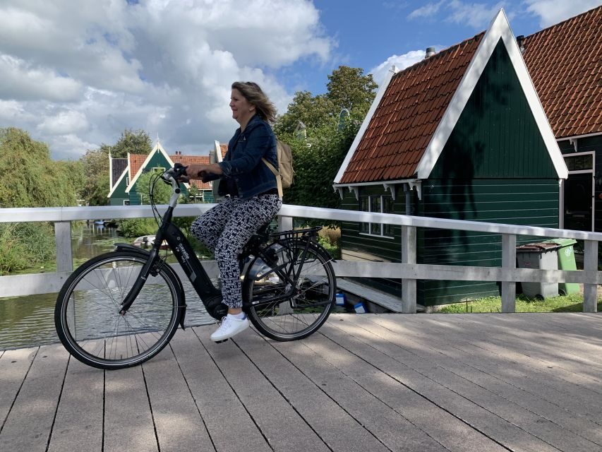 Amsterdam: Countryside Bike Tour and Zaanse Schans Windmills - The paper mill and the Declaration of Independence connection