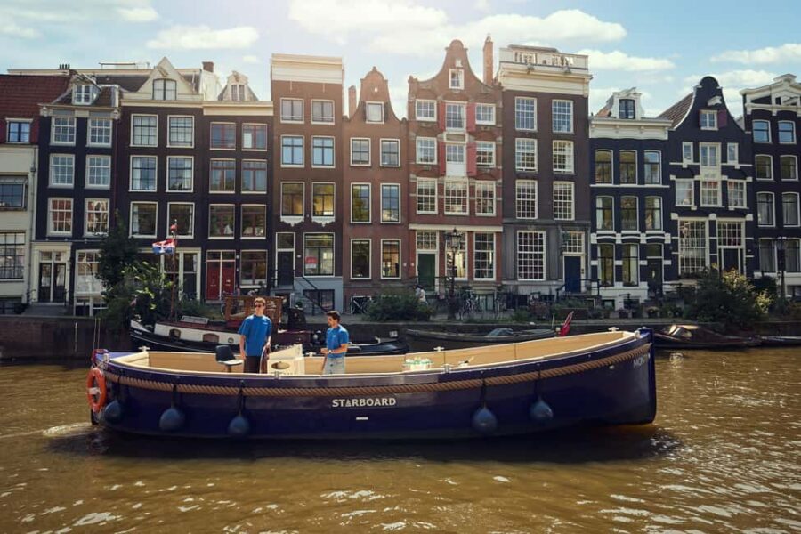 Amsterdam: Cozy Evening Canal Cruise With Open Bar Option - Herengracht’s Golden Bend and the Nine Streets stretch