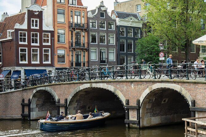 Amsterdam: Cultural Highlights in English/German/Italian - Key takeaways before you walk