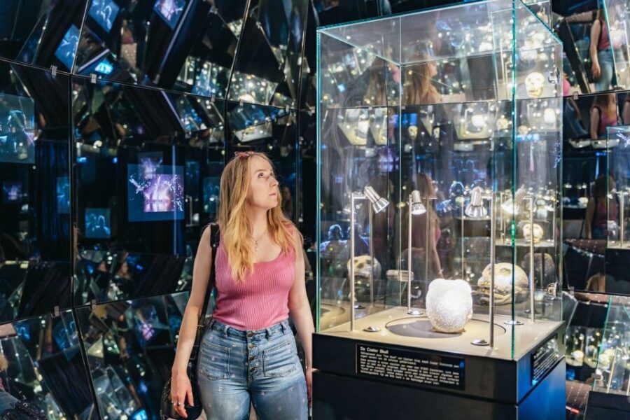 Amsterdam: Diamond Museum Entrance Ticket - The 3-Billion-Year Diamond Storyline in Plain Sight