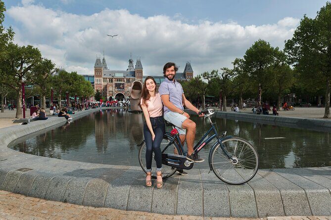 Amsterdam: E-Bike Sightseeing Tour - Dam Square to Bloemenmarkt: Big Symbols in One Short Stretch