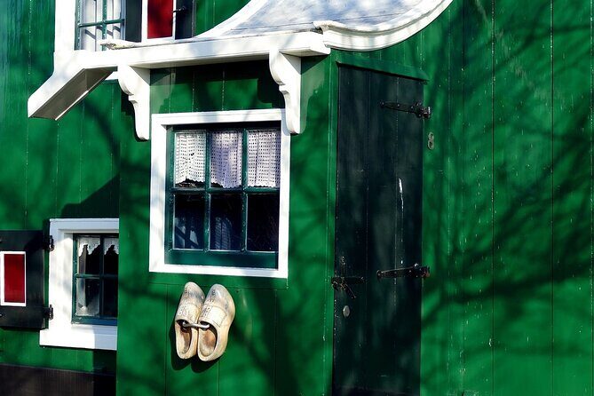 Amsterdam E Bike Tour to the Windmills of Zaanse Schans - Zaanse Schans in 90 minutes: windmills, clogs, and cheese stops