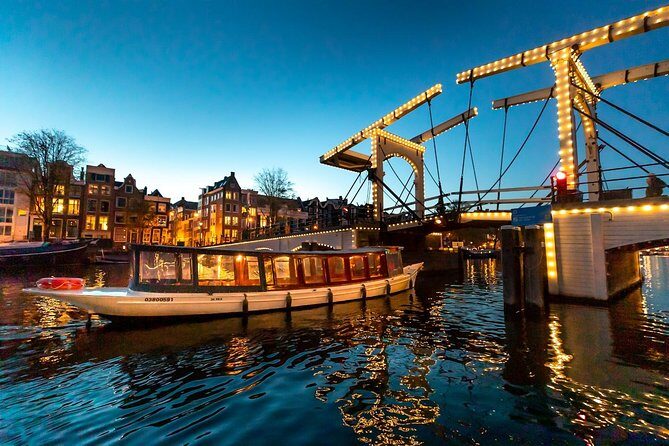 Amsterdam Evening Canal Cruise with Live Guide and Onboard Bar - Price and What You Really Get for $24.61