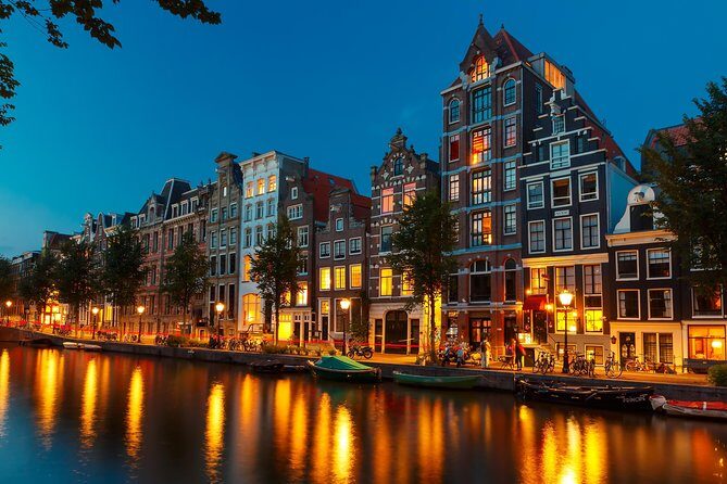 Amsterdam Evening Canal Cruise with Live Guide and Onboard Bar - Should You Book This Amsterdam Evening Canal Cruise?