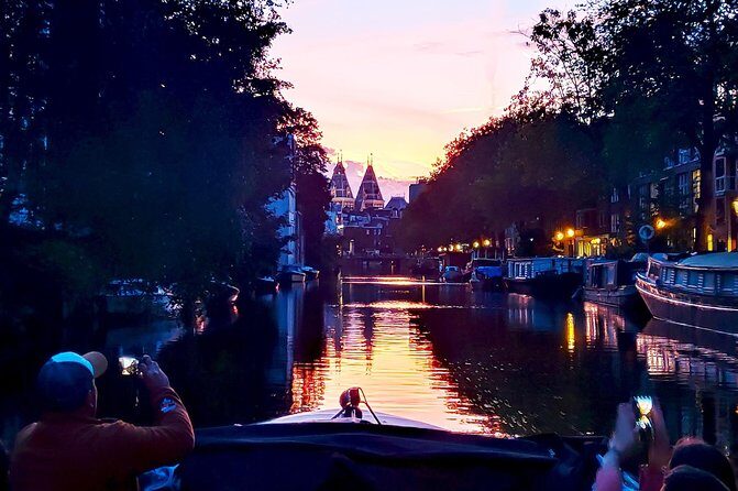 Amsterdam Evening Cosy & Small Cruise & Drinks and Bites - Sunset - Where you go during the 90 minutes: canals, bridges, and waterfront architecture