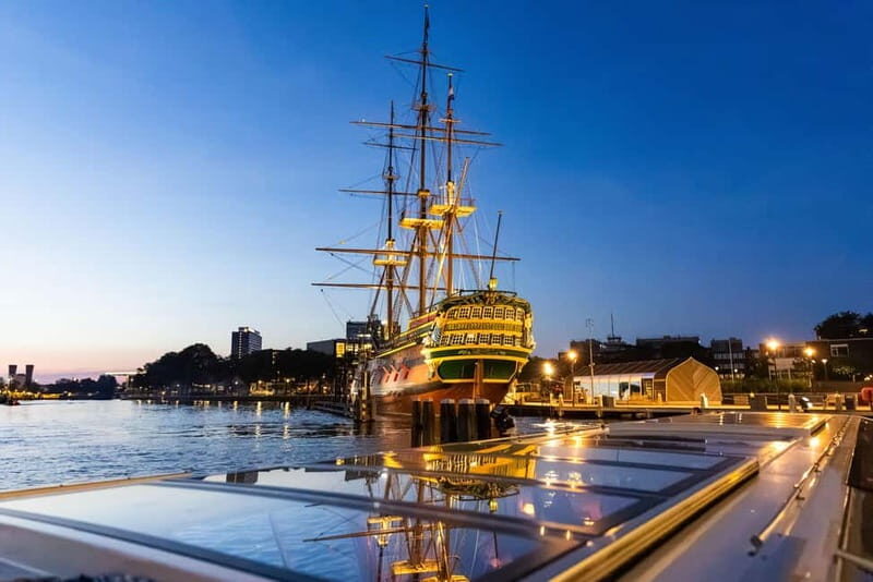 Amsterdam: Evening Cruise with Optional Wine and Snacks - Key points before you board