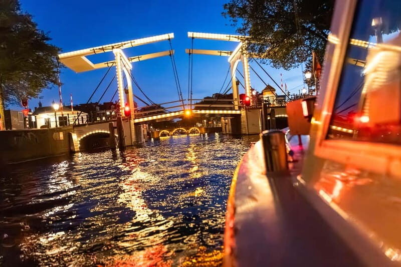 Amsterdam: Evening Cruise with Optional Wine and Snacks - Which stops are best for photos (and which are better with your eyes)