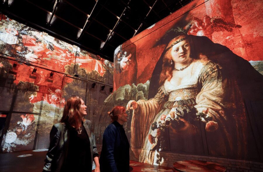 Amsterdam: Fabrique des Lumières Dutch Masters Ticket - The Mondriaan segment and the neoplasticism finale