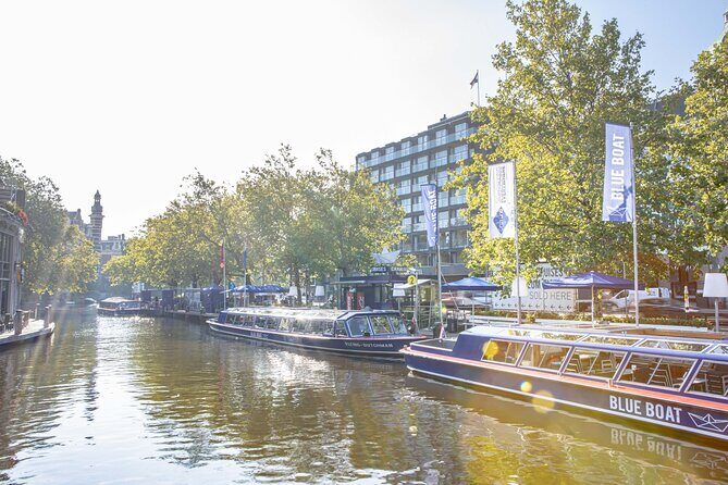 Amsterdam Family-Friendly Canal Cruise with Snackbox Option - The audio tour moments: landmarks you’ll hear about as you glide