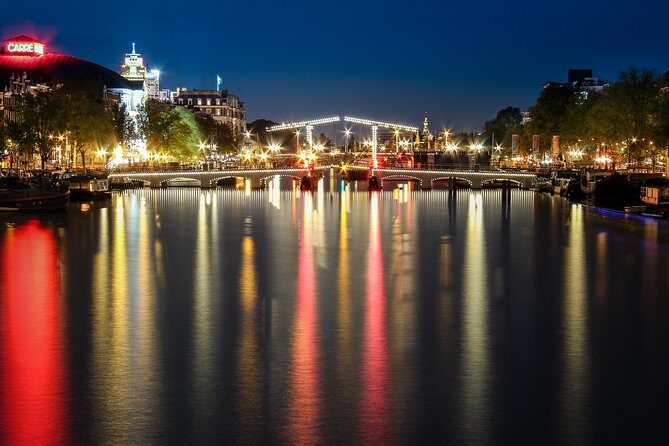 Amsterdam Festival of Lights Cruise by Captain Dave - Heated Comfort That Makes Winter Sightseeing Work