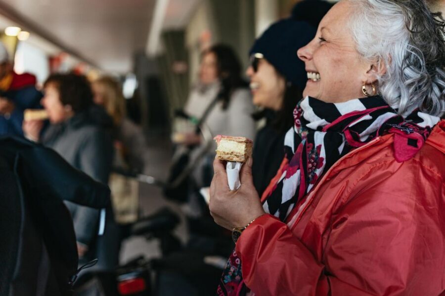 Amsterdam: Food and Culture Walking Tour with Tastings - Anne Frank House area and Westerkerk: walking through different eras