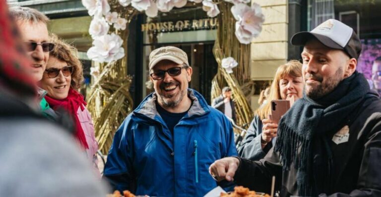 Amsterdam: Food and Culture Walking Tour with Tastings - Roman at the front: why the guide makes the day work