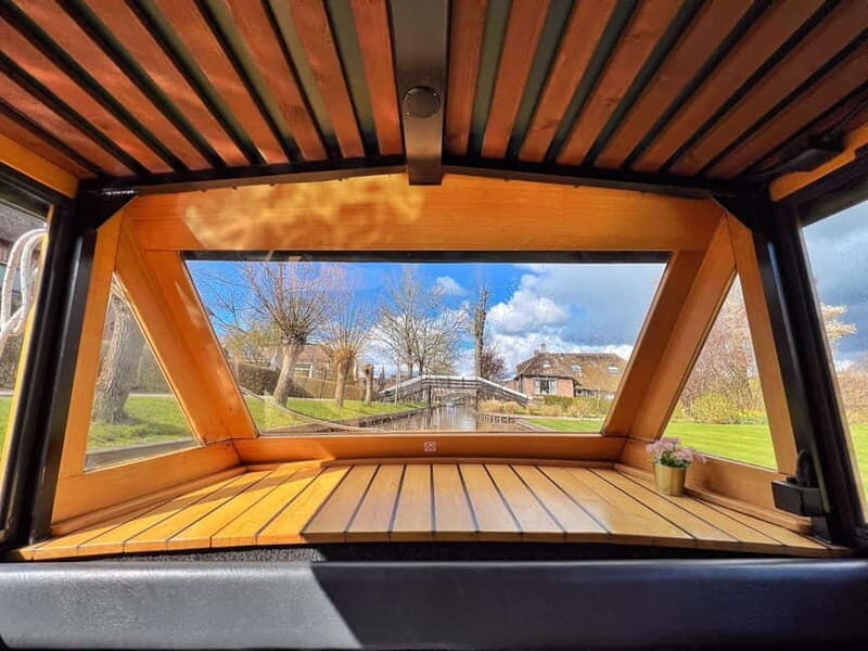 Amsterdam: Giethoorn, Afsluitdijk and Zaanse Schans Day Trip - FAQ