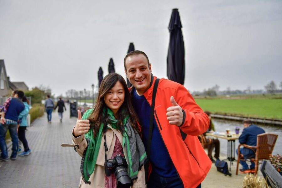 Amsterdam: Giethoorn and Zaanse Schans Windmills Day Tour - The treats: stroopwafel, water, and why small extras matter