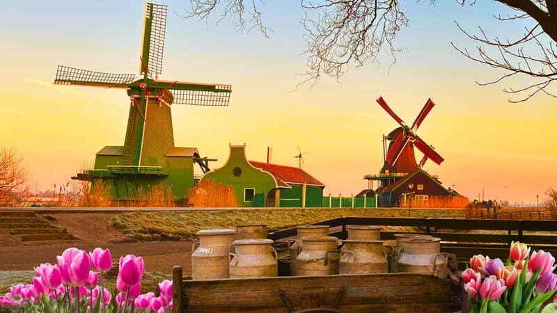Amsterdam: Giethoorn & Zaanse Schans Small Group Day Trip - The Day Trip Flow: How the 10 Hours Usually Feel