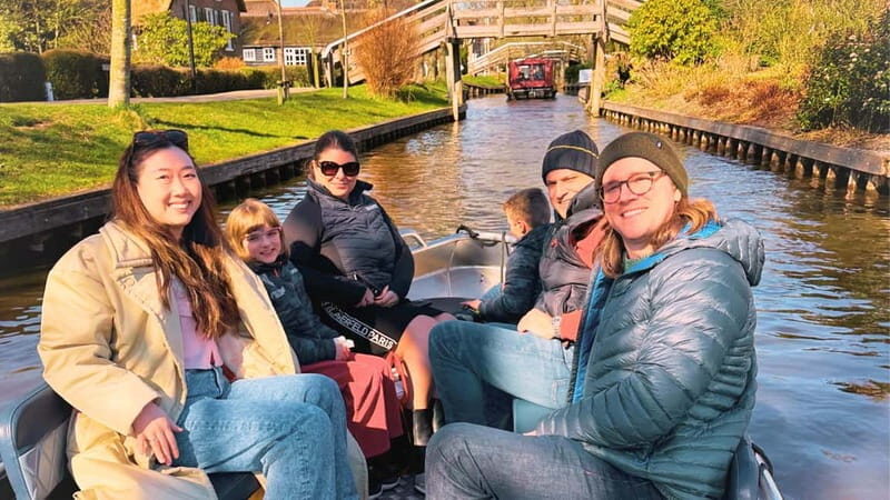 Amsterdam: Giethoorn & Zaanse Schans Small Group Day Trip - Giethoorn Canal Cruise: The Venice of the North, Without the Hype